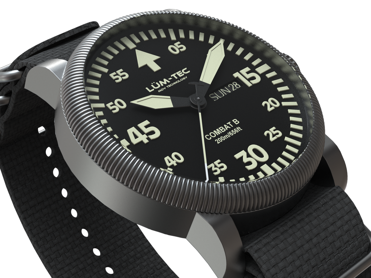 LÜM-TEC Combat B68 Day Date