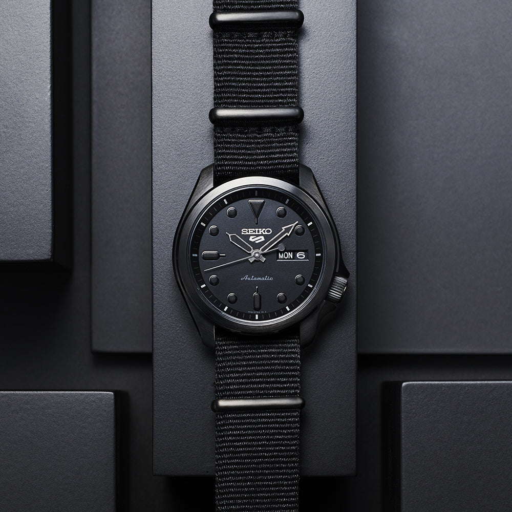 Seiko SRPE69K1 watch view 3