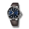Oris 01 733 7730 4135-07 5 24 10EB — full watch on square canvas