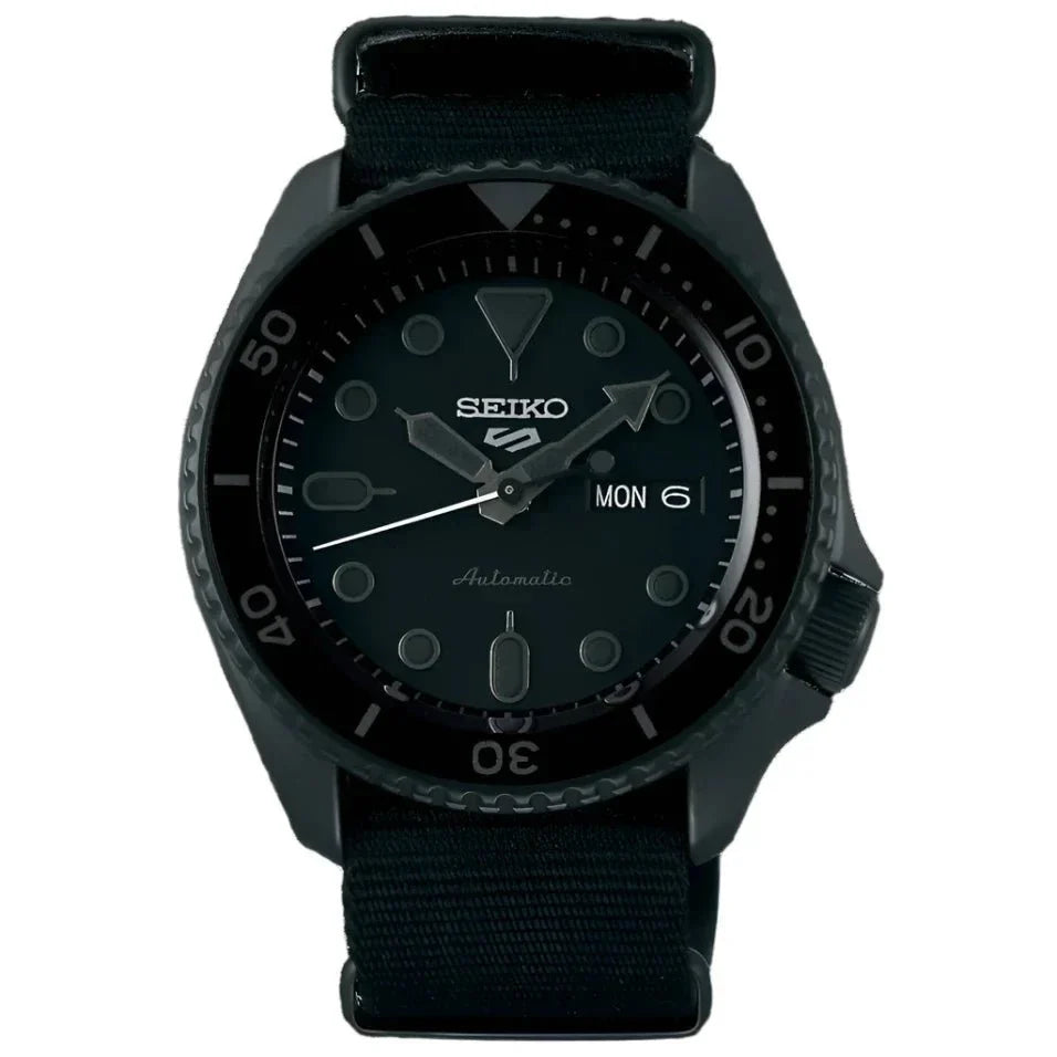 Seiko 5 Sports SRPD79K1