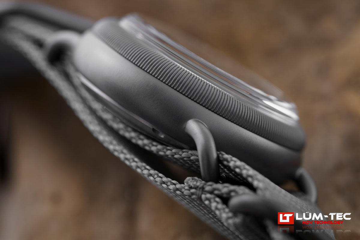 LÜM-TEC Combat Field X4 Titanium