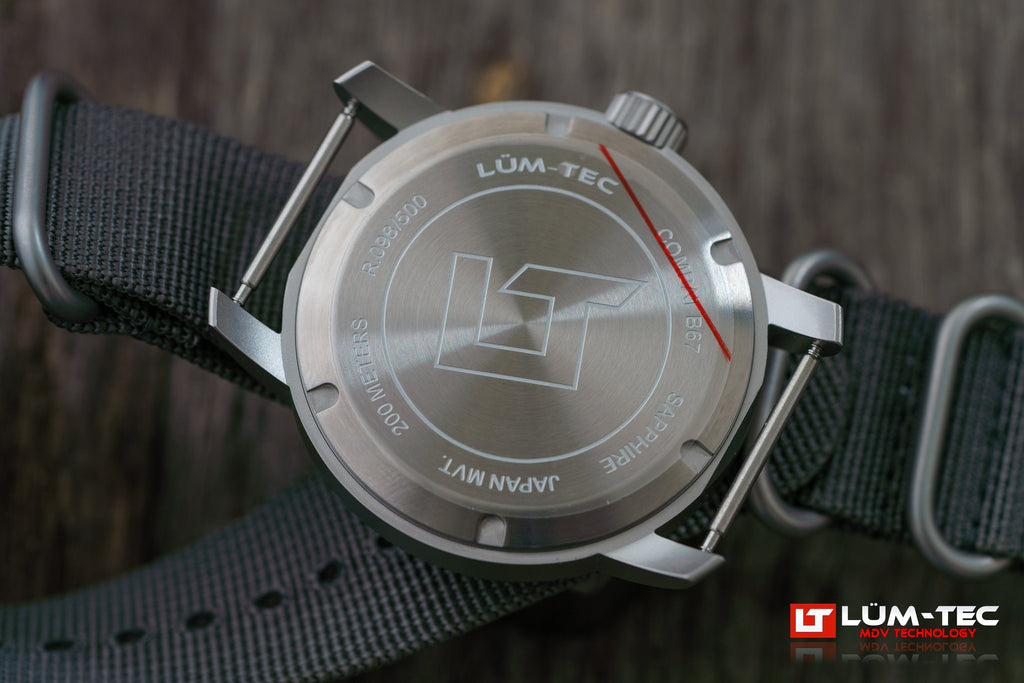 LÜM-TEC Combat B67 Day Date