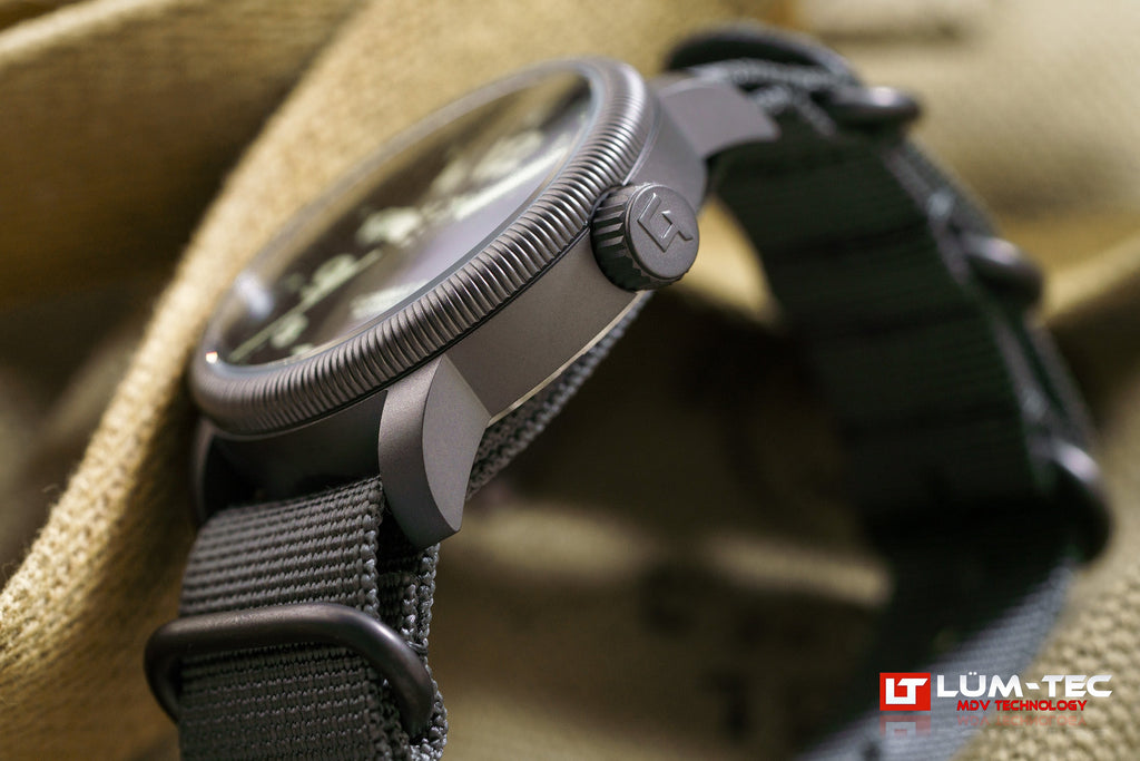LÜM-TEC Combat B69 Automatic