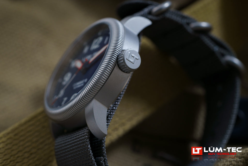 LÜM-TEC Combat B70 Automatic