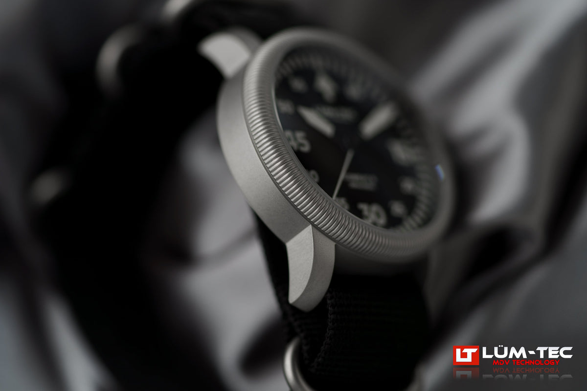 LÜM-TEC Combat B73