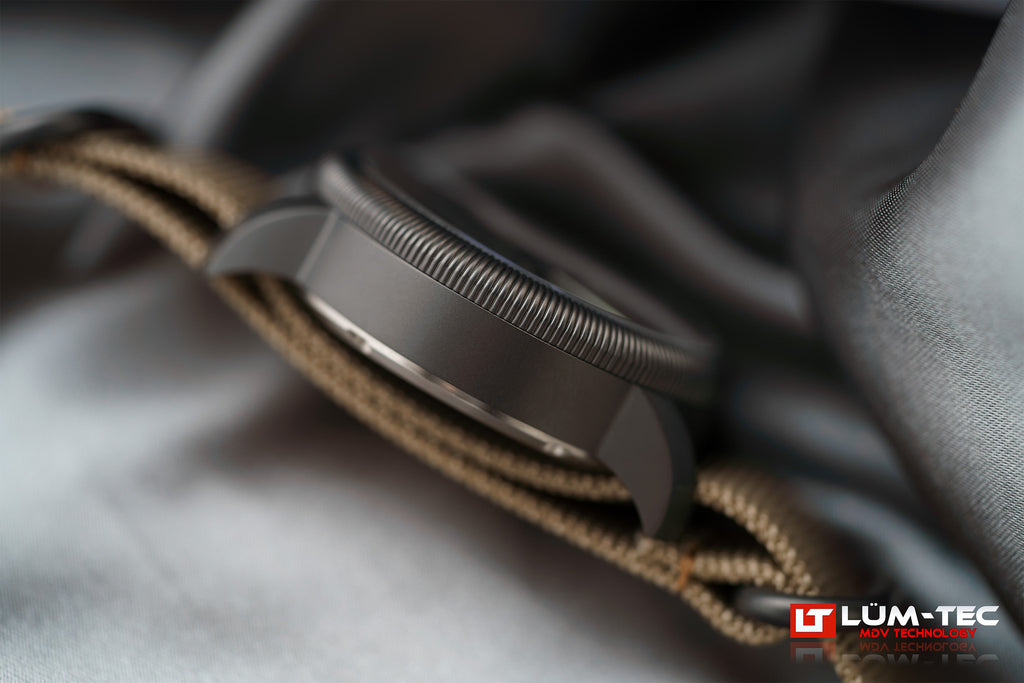 LÜM-TEC 39mm Combat B74 GMT
