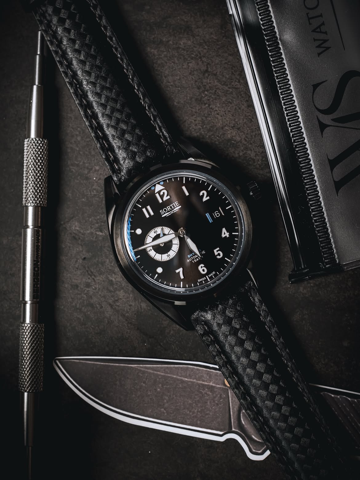 Carbon Fiber Grey Stitched Leather Watch Strap 20mm