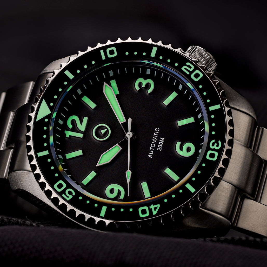 Islander Pilot-Style Dial Automatic Dive Watch with Bracelet, AR Sapphire Crystal, and Luminous Ceramic Bezel Insert #ISL-91