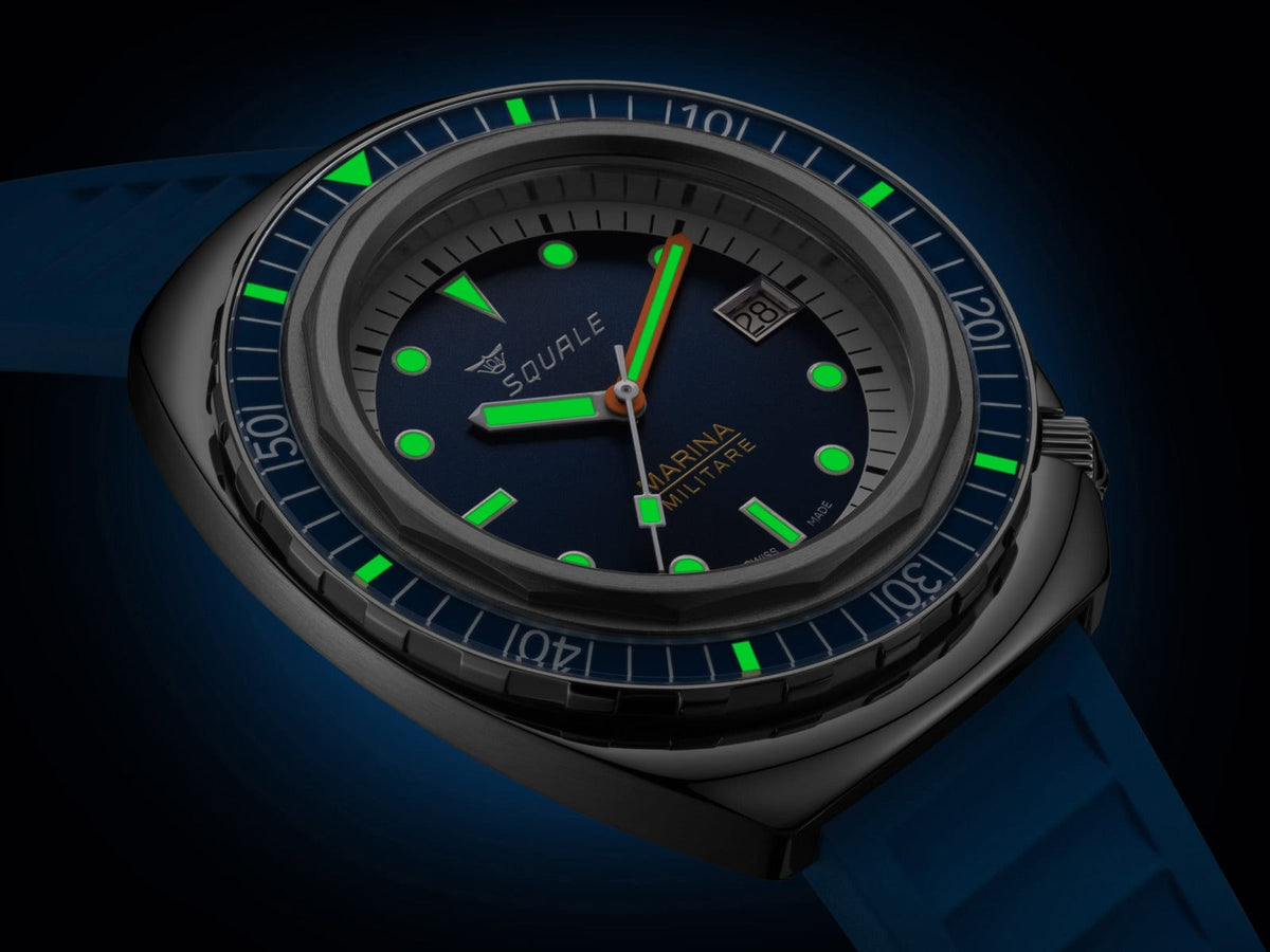 Squale 2001 Marina Militare detailed view of luminescent dive watch